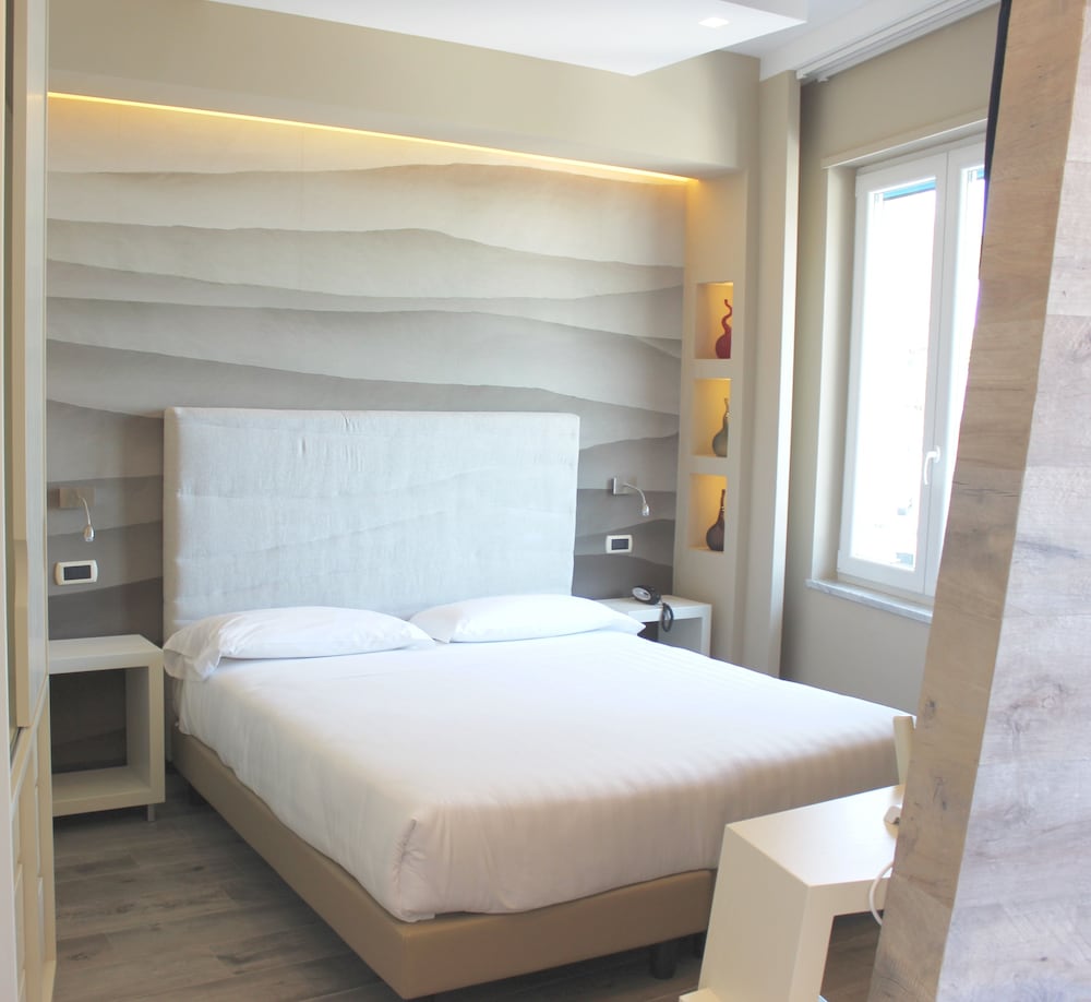 Deluxe Double Room, Non Smoking, Sea View - Photo 26