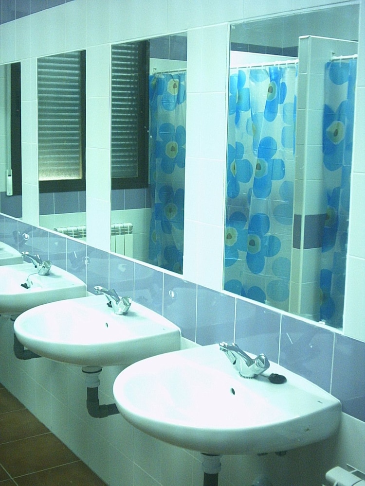 Room, Shared Bathroom (for 12 people) photo 3