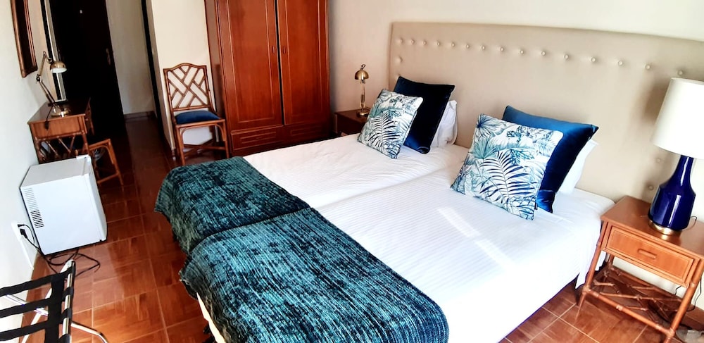 Standard Twin Room photo 2