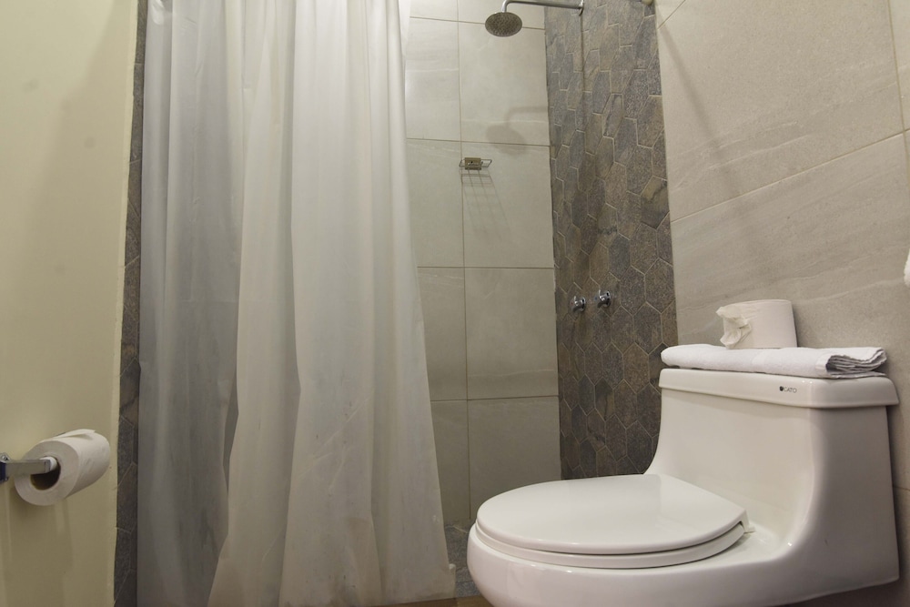 Basic Single Room photo 3