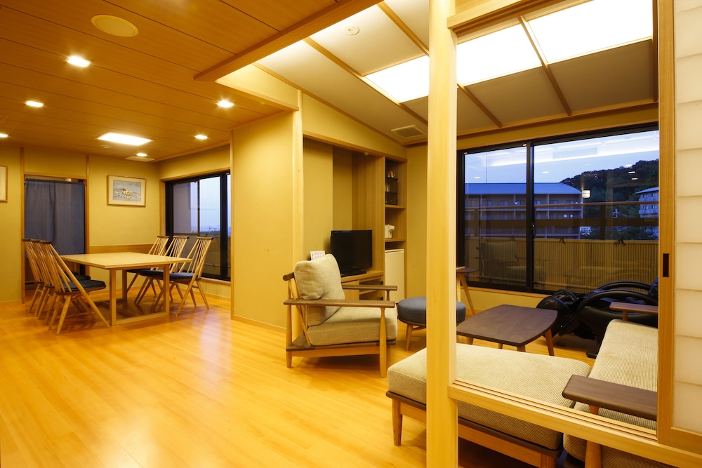 Traditional Suite, Non Smoking (High Class Open-air bath, Futon&Bed) photo 2