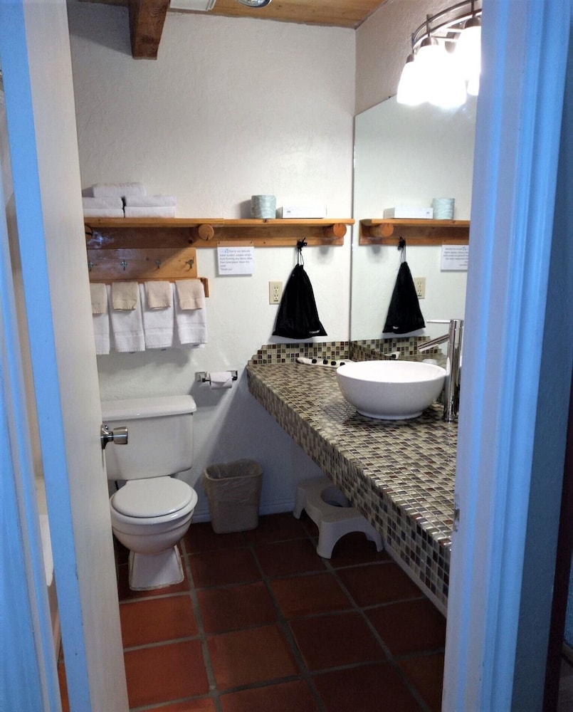 Deluxe Family Suite photo 3