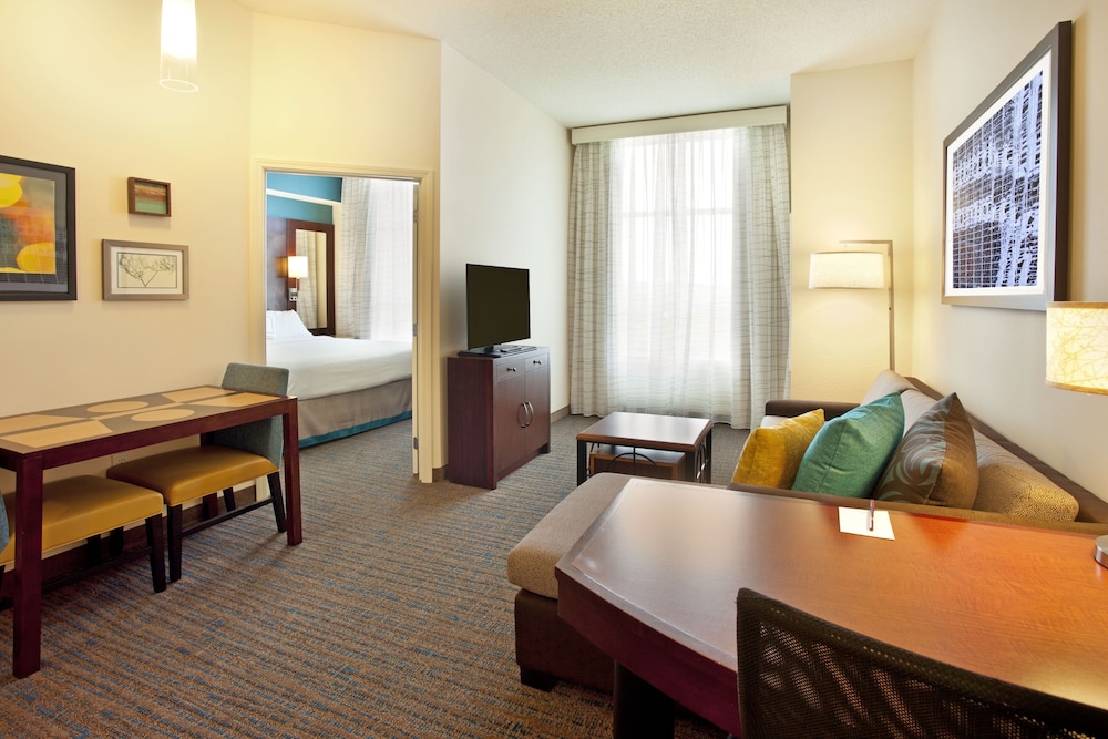 Suite, 2 Bedrooms (Hearing Accessible) photo 3