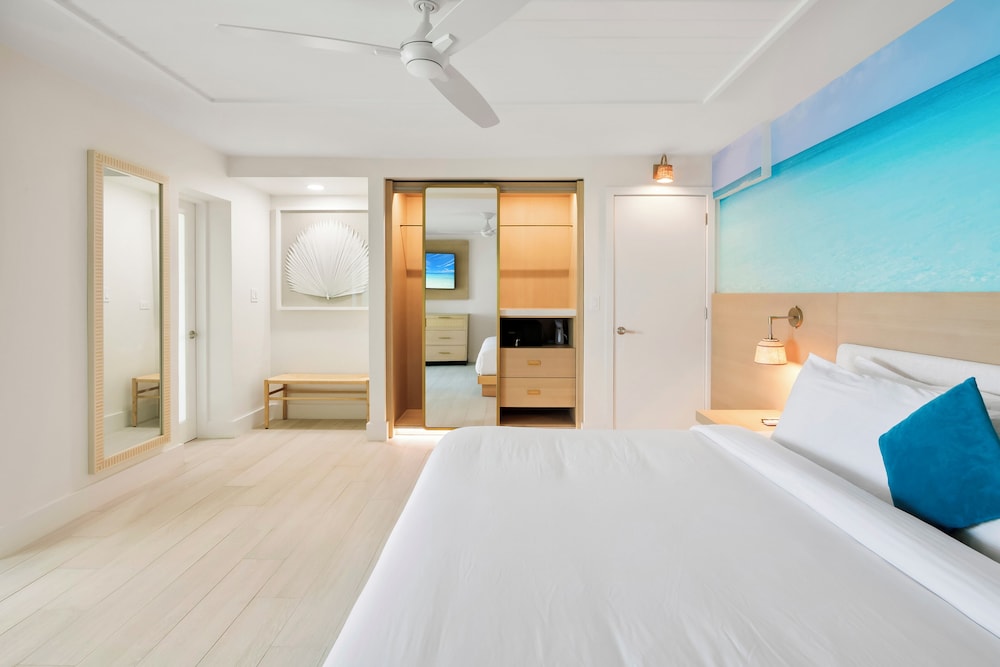 Family Room, 2 Bedrooms, Ocean View, Oceanfront photo 3