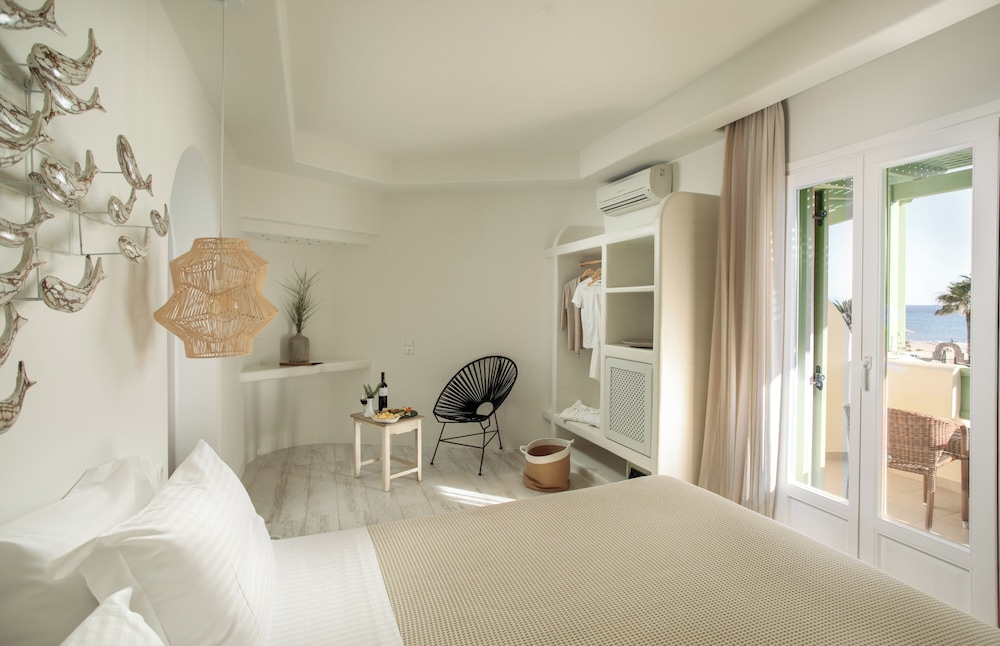 Junior Sea View Suite