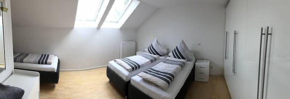 Apartment photo 2
