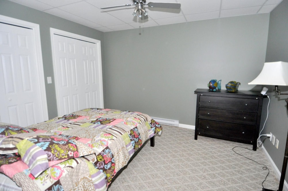 House, Multiple Beds (Rivers Tranquility) photo 2