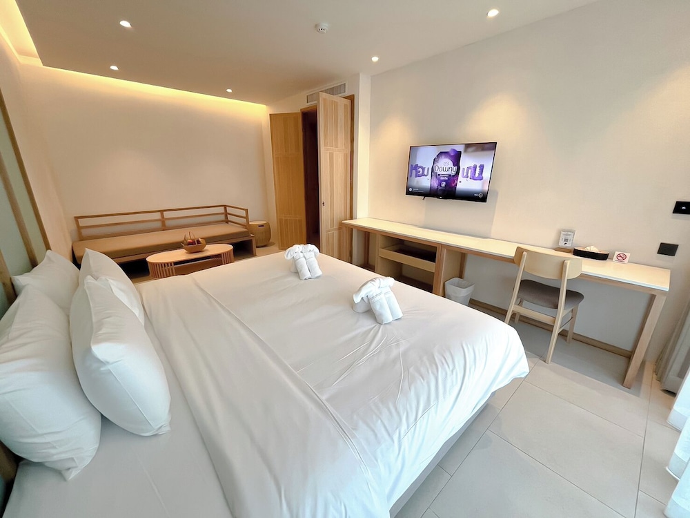 Exclusive Room, 1 Bedroom, Pool View photo 2