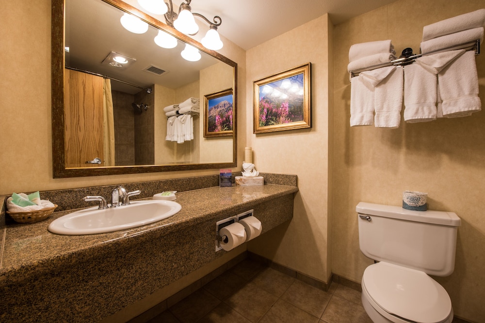 Suite, Multiple Beds (Whetstone, 2 Queen) - Photo 8