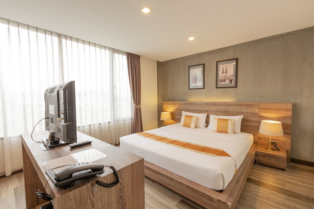 Deluxe Premier Room