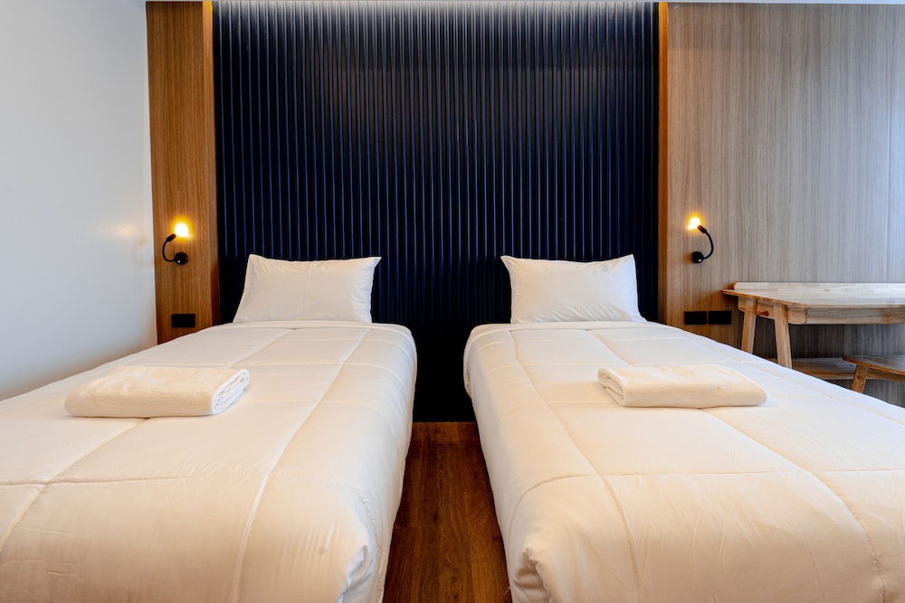 Deluxe Twin Room - Photo 5