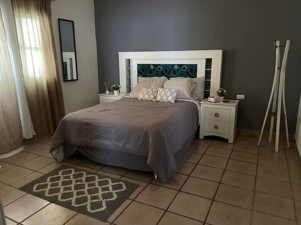 Basic House, 2 Bedrooms photo 1