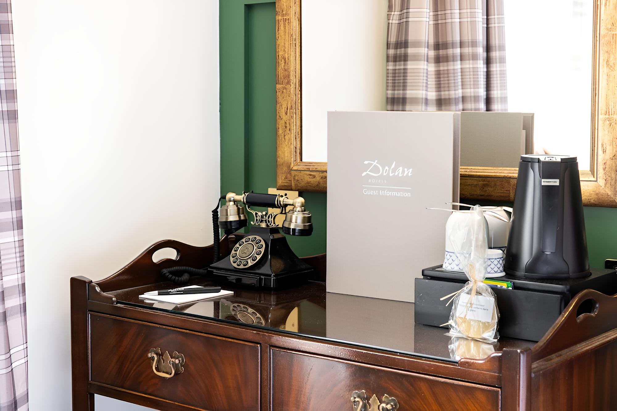 Classic Double or Twin Room - Photo 4