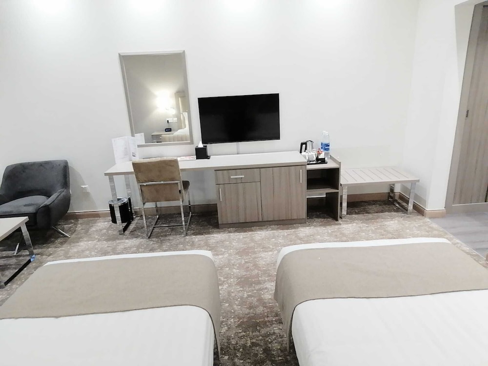 Superior Twin Room - Photo 1