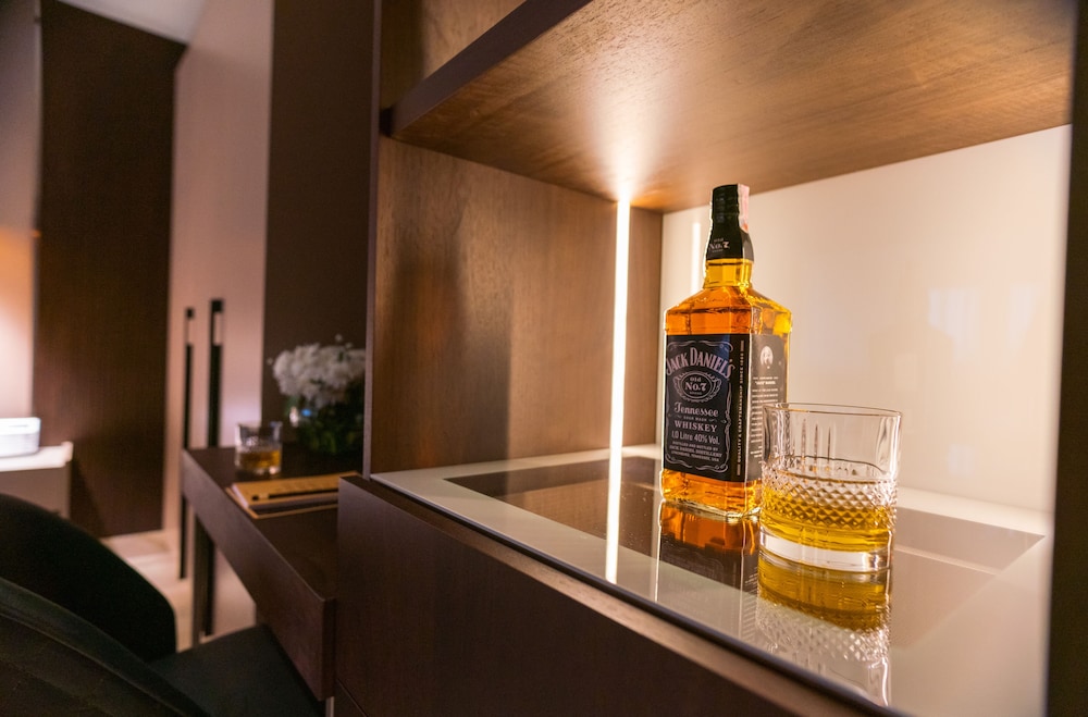 Luxury Studio Suite photo 2