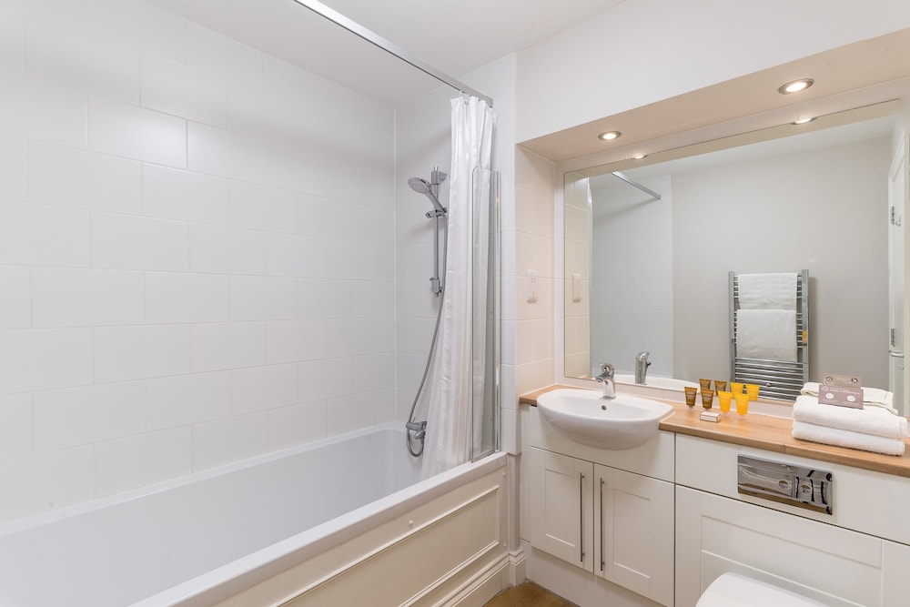 Classic Double Or Twin Room (Single Use) photo 2