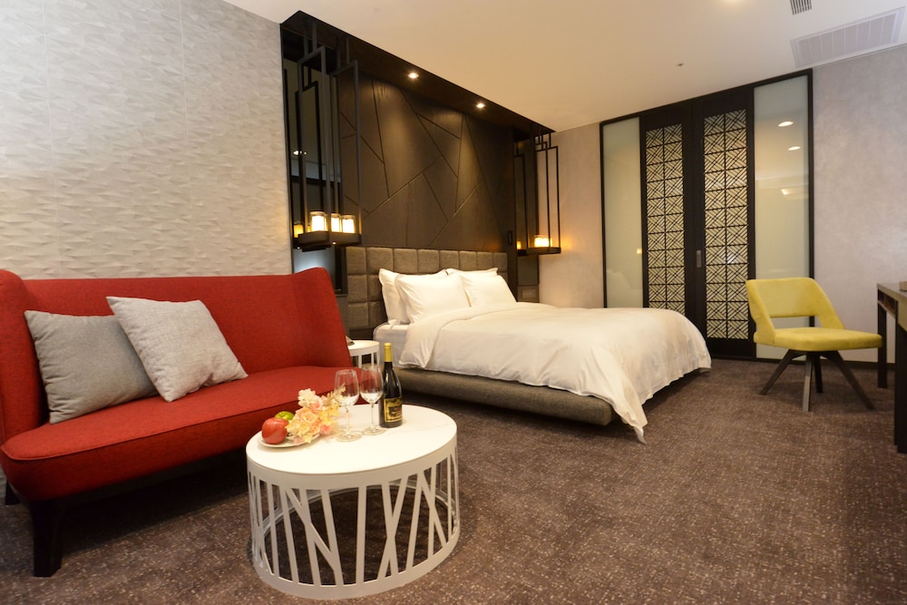 Deluxe Double Room photo 2