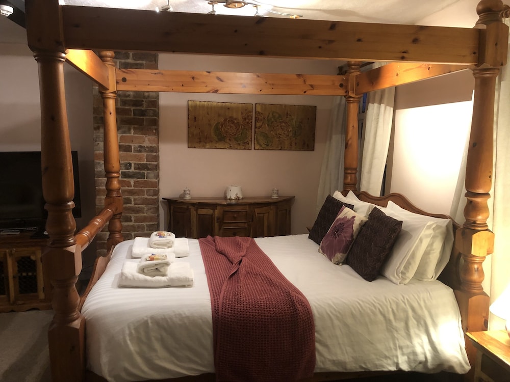 The Rose Room photo 3