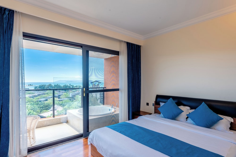 Standard Suite, Balcony, Garden View