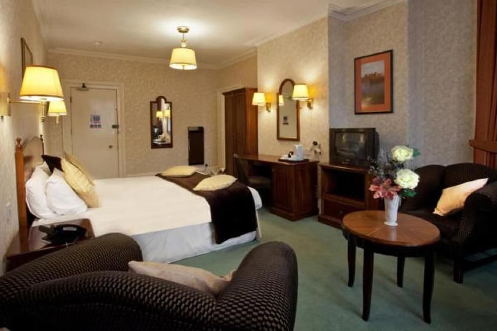 Double Room - Photo 5
