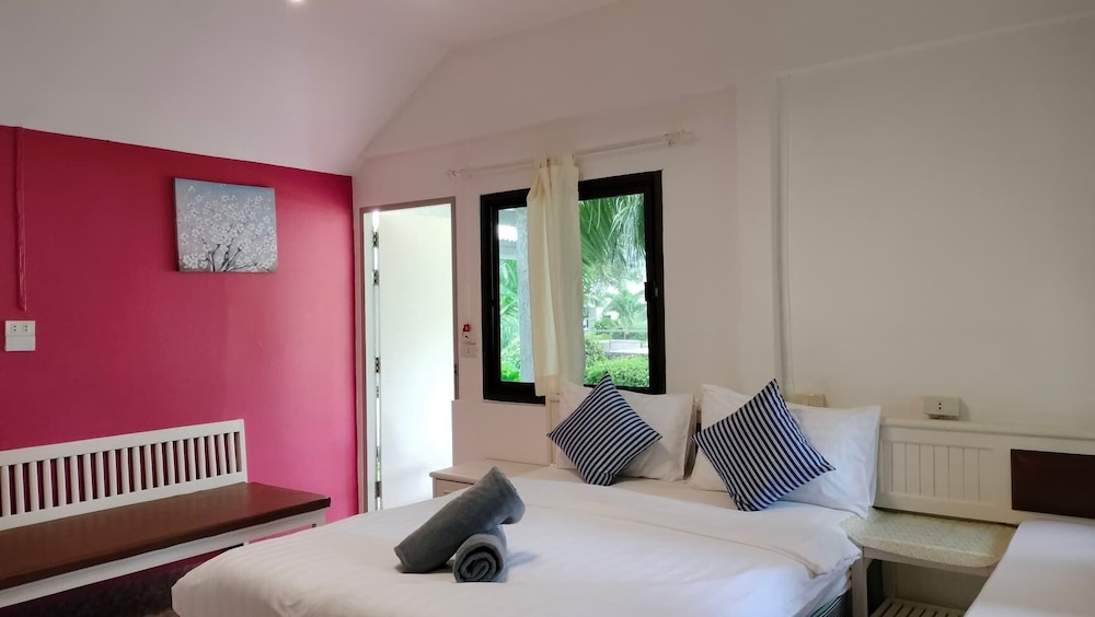 Standard Room - Photo 7