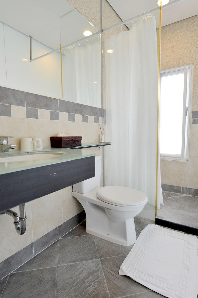 Panoramic Double Room, 1 Double Bed, Ocean View, Beachside photo 2