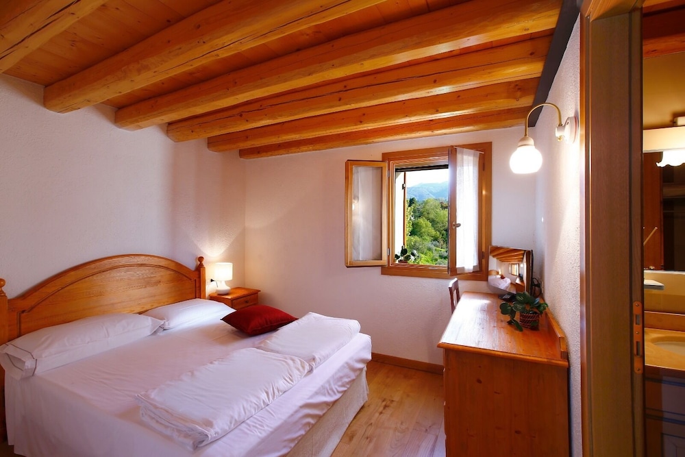 Exclusive Apartment, Garden View
