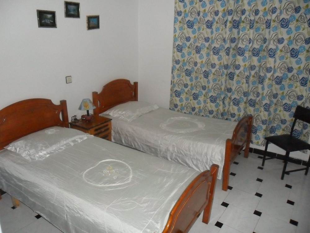 Basic Room, 1 Bedroom, Private Bathroom, City View photo 2