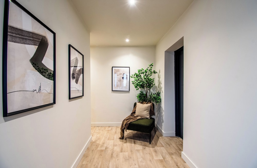Superior Apartment, City View