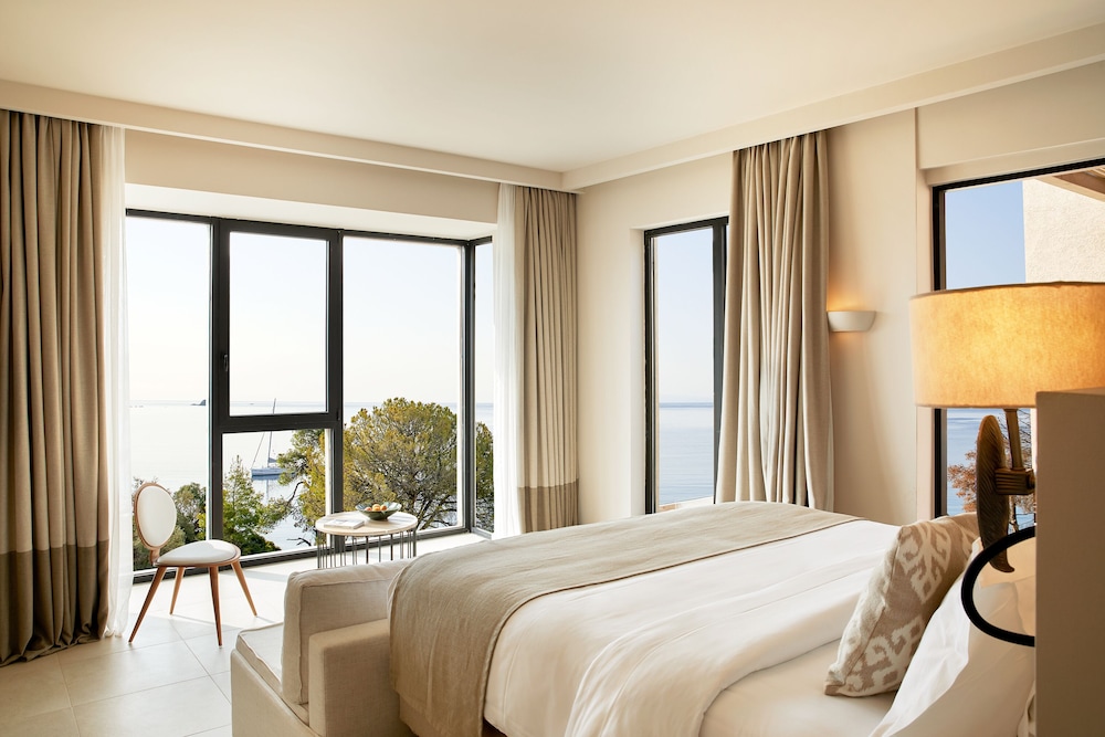 Junior Suite, Hot Tub (Grace Rooms & Suites)