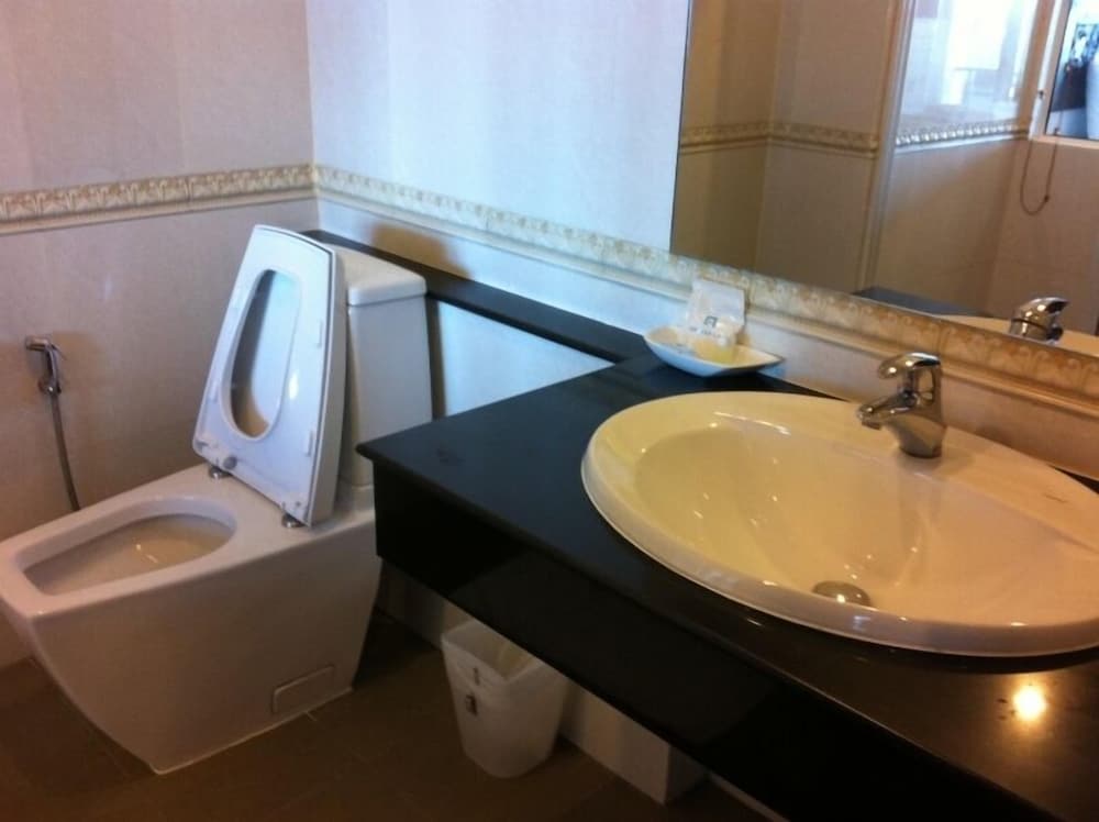 Deluxe Twin Room photo 2