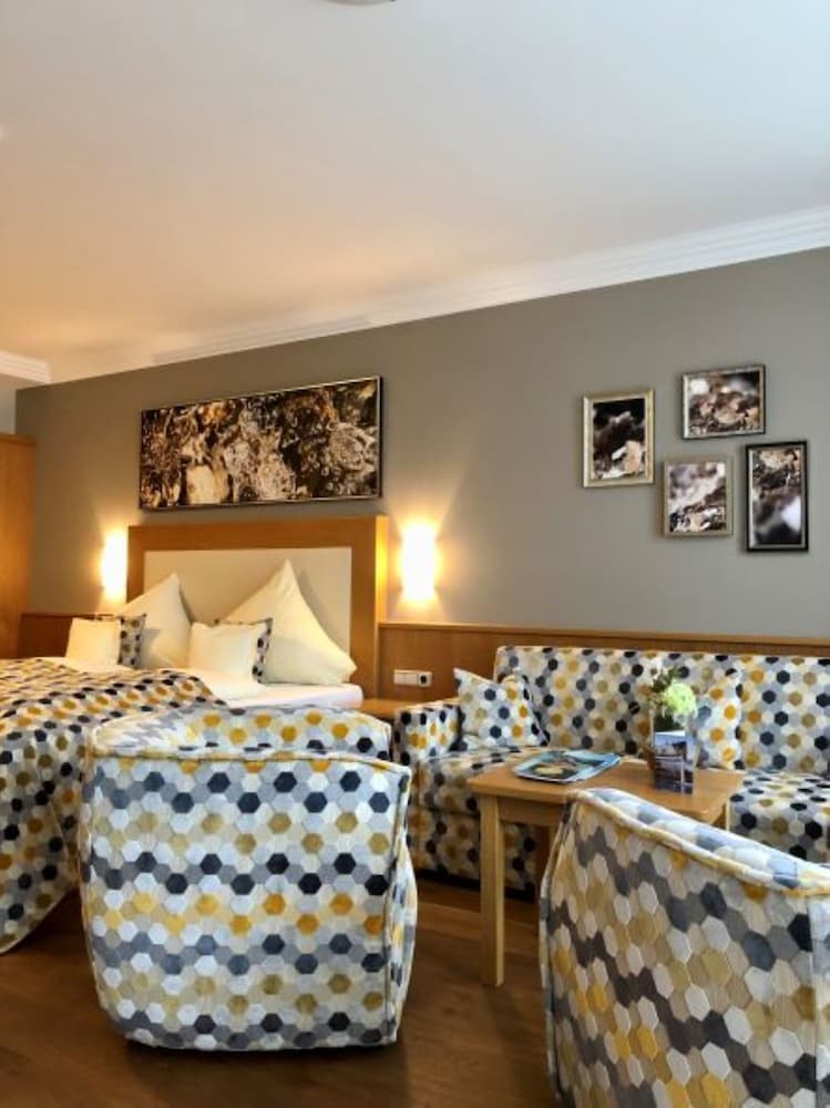 Superior Suite - Photo 2