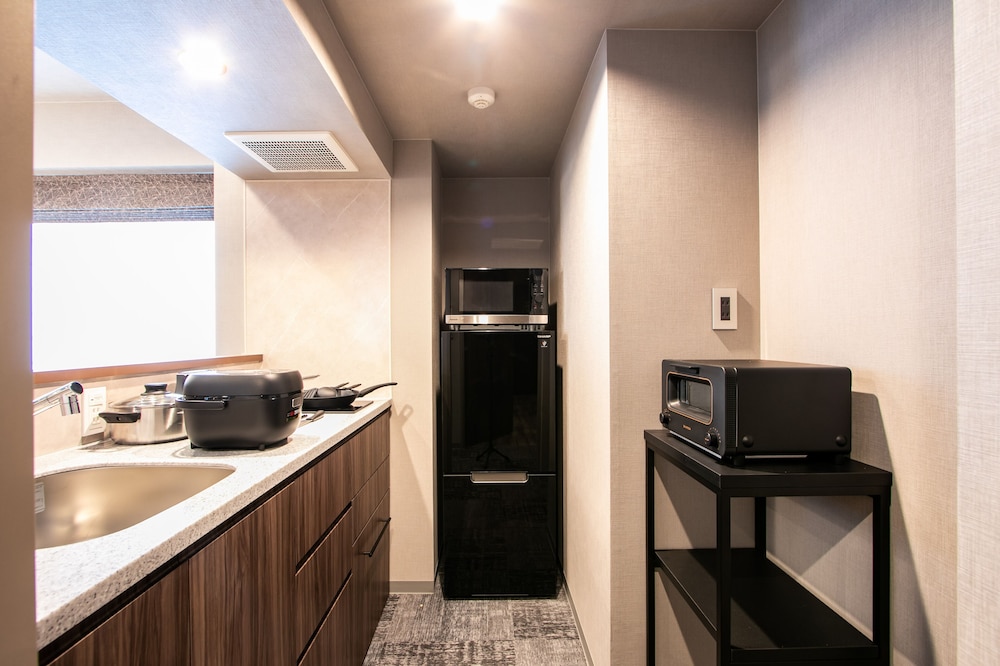 Premium Suite - 1BR with 6beds (with Tatami Room), Non Smoking