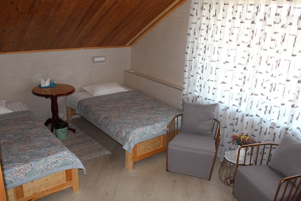 Twin Junior Suite photo 3