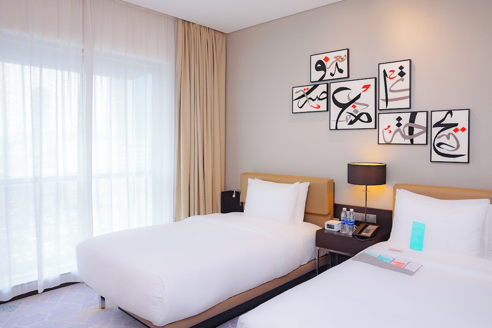 Deluxe Room, 2 Twin Beds photo 2