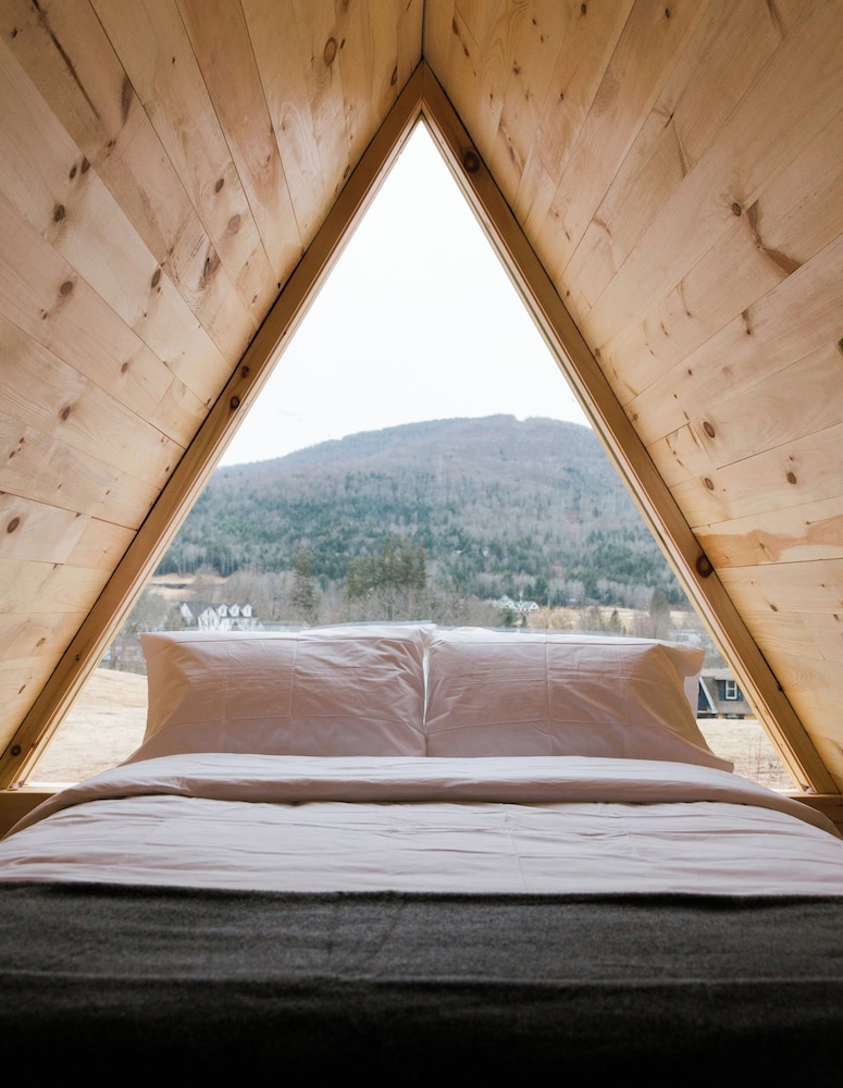 Lushna Cabin photo 2