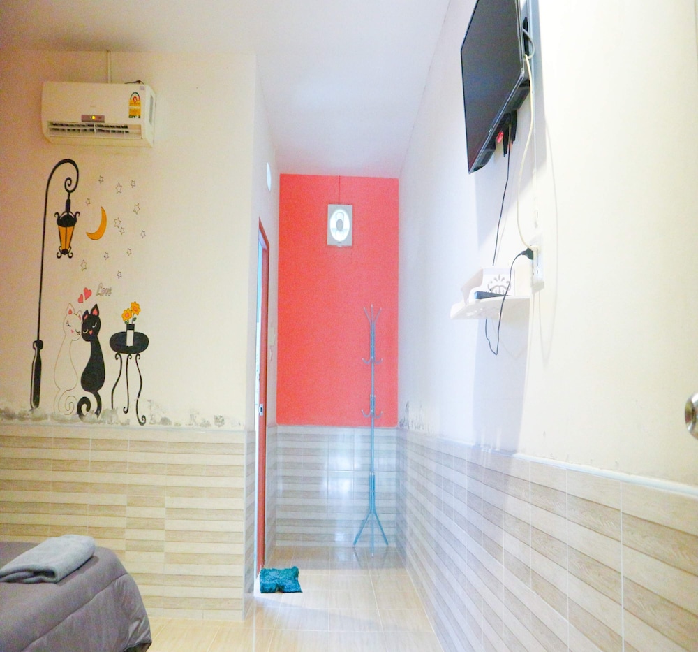 Deluxe Double Room - Photo 11