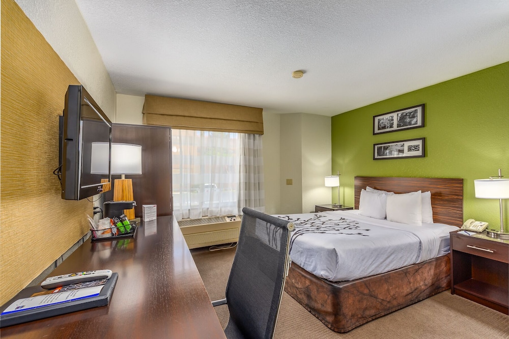 Room photo 2