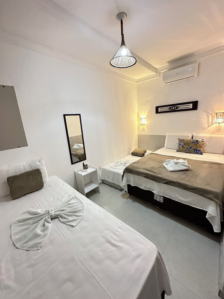 Standard Triple Room, Partial Sea View photo 3