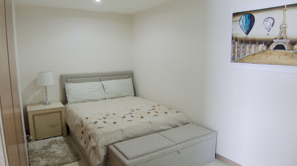 Panoramic Apartment, 2 Bedrooms, Ocean View photo 2