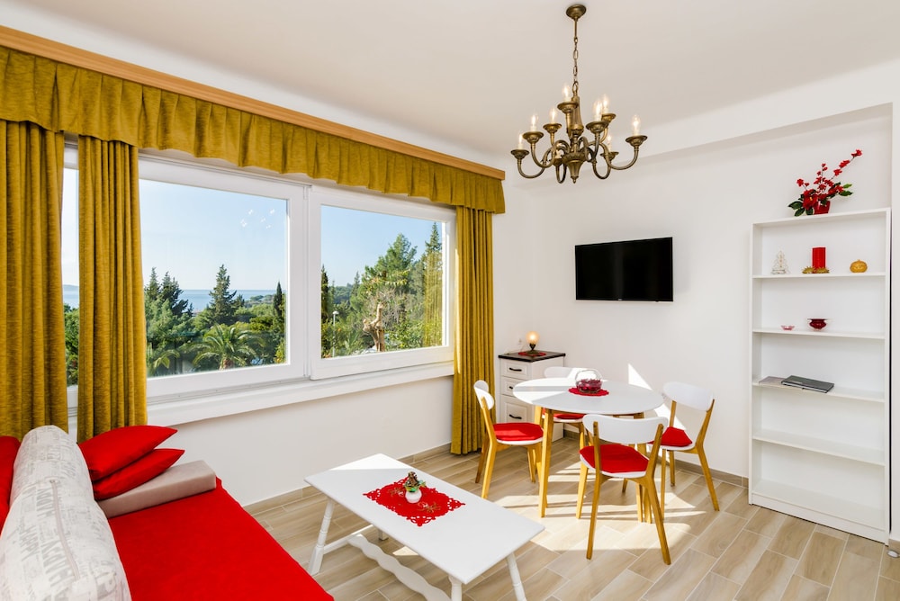 Apartment, Kitchen