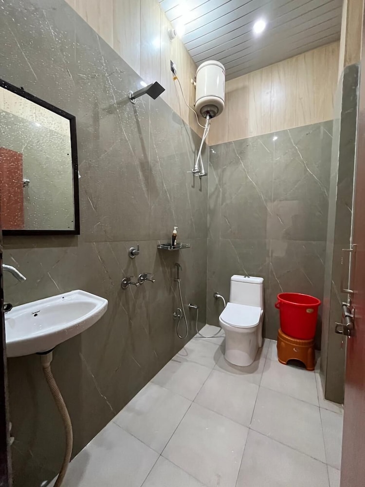 Comfort Triple Room photo 3