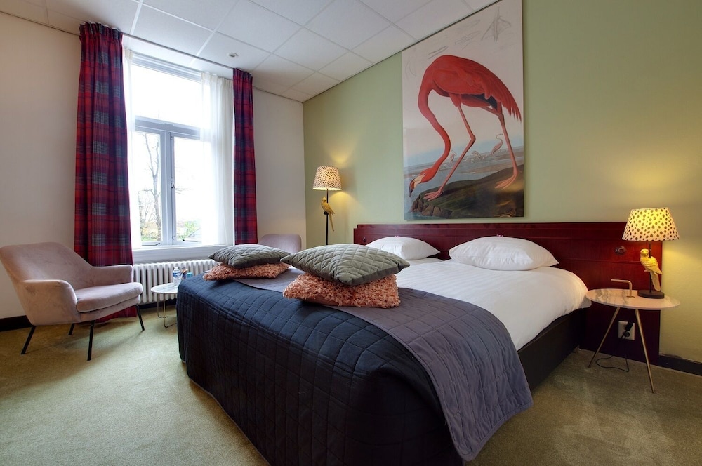 Royal Room, 2 Twin Beds, Garden View photo 1