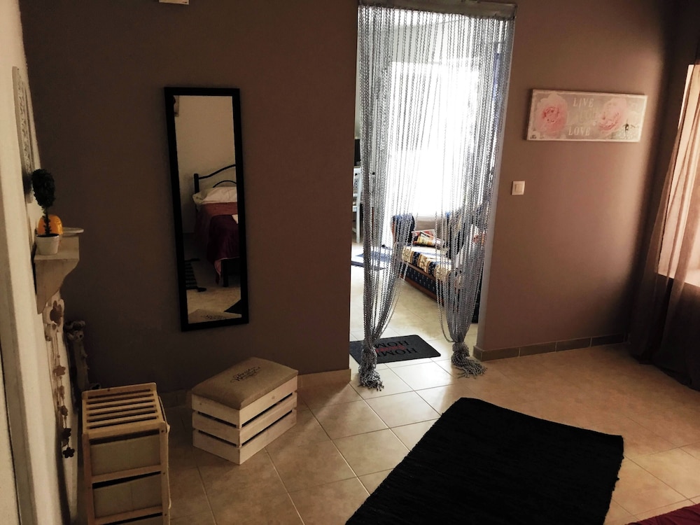 House, 2 Bedrooms, Terrace, Garden View