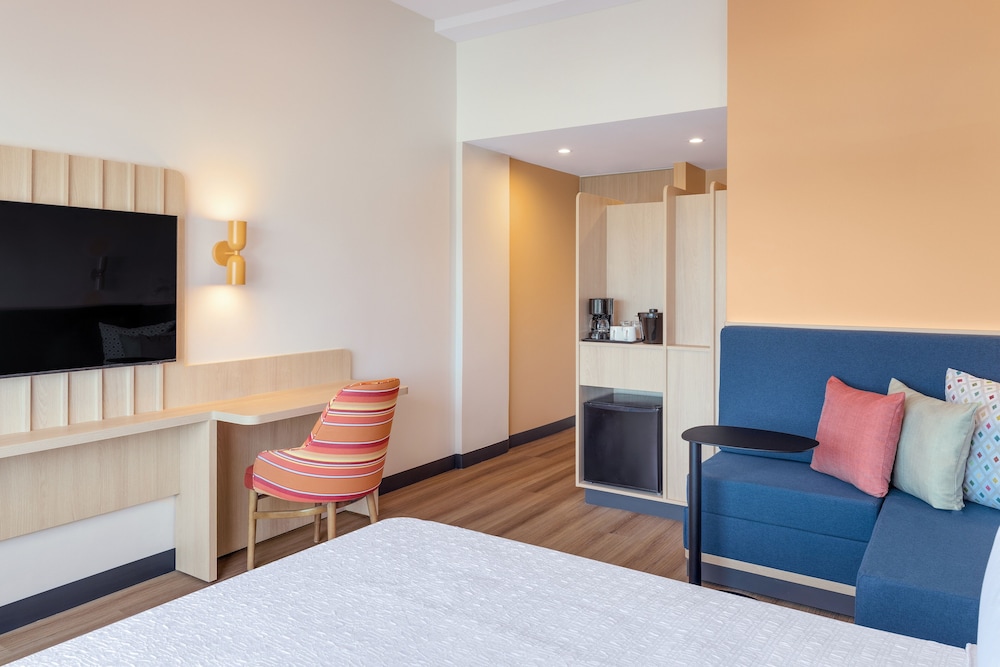 Room, 1 Double Bed, Refrigerator