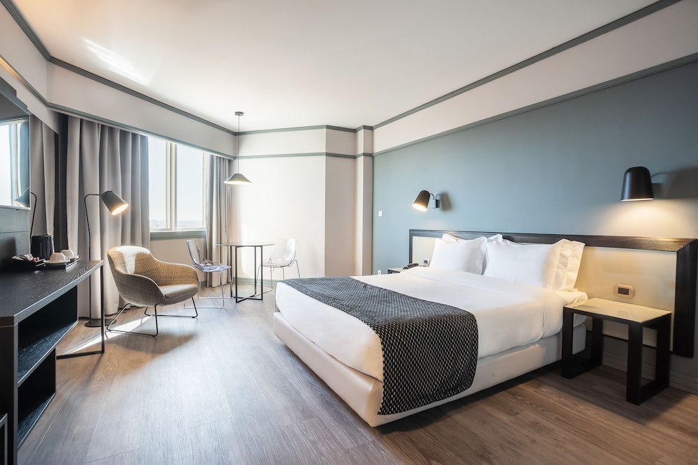 Available room