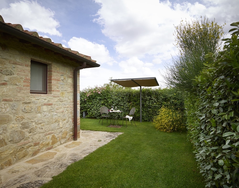 Superior Room, Garden View (Prestige) - Photo 5