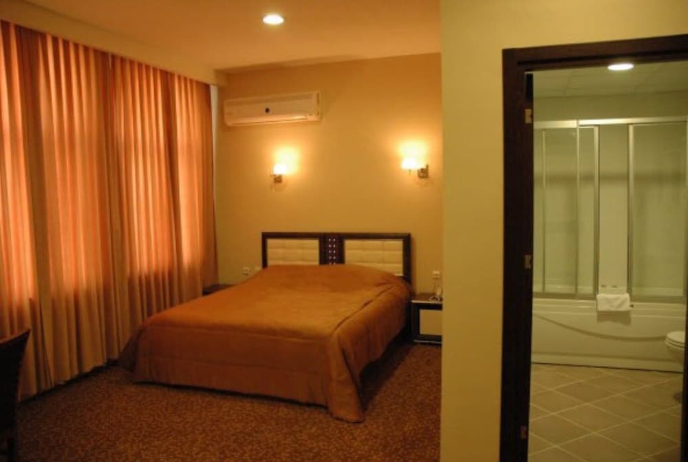 Standard Single Room, 1 Double Bed, Accessible, City View photo 1