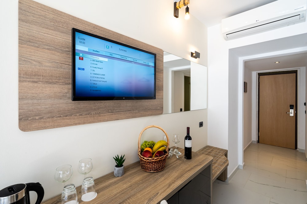Standard Suite photo 2