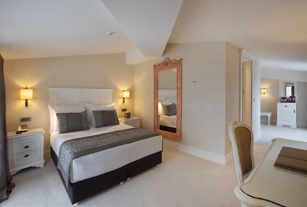Junior Room